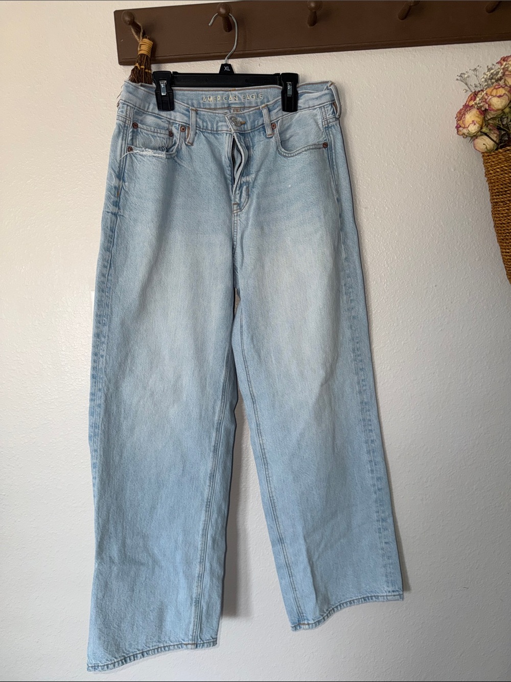 American Eagle Outfitters Light Blue Straight Leg Jeans
